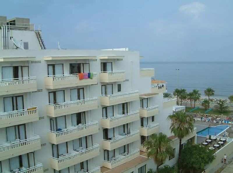 R2 Veronica Cala Millor  Hotel