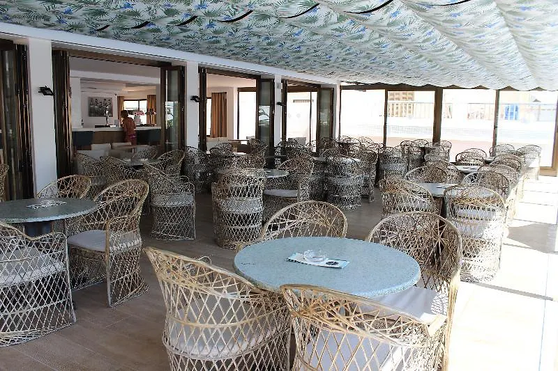 R2 Veronica Cala Millor  Hotel