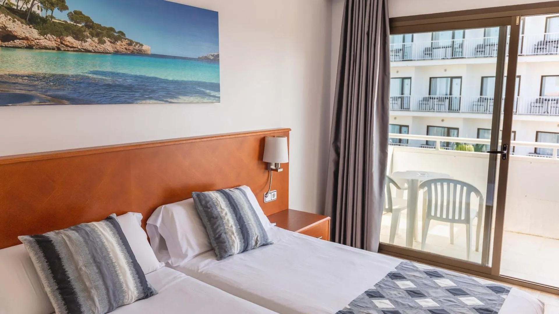 Hotel R2 Veronica Cala Millor